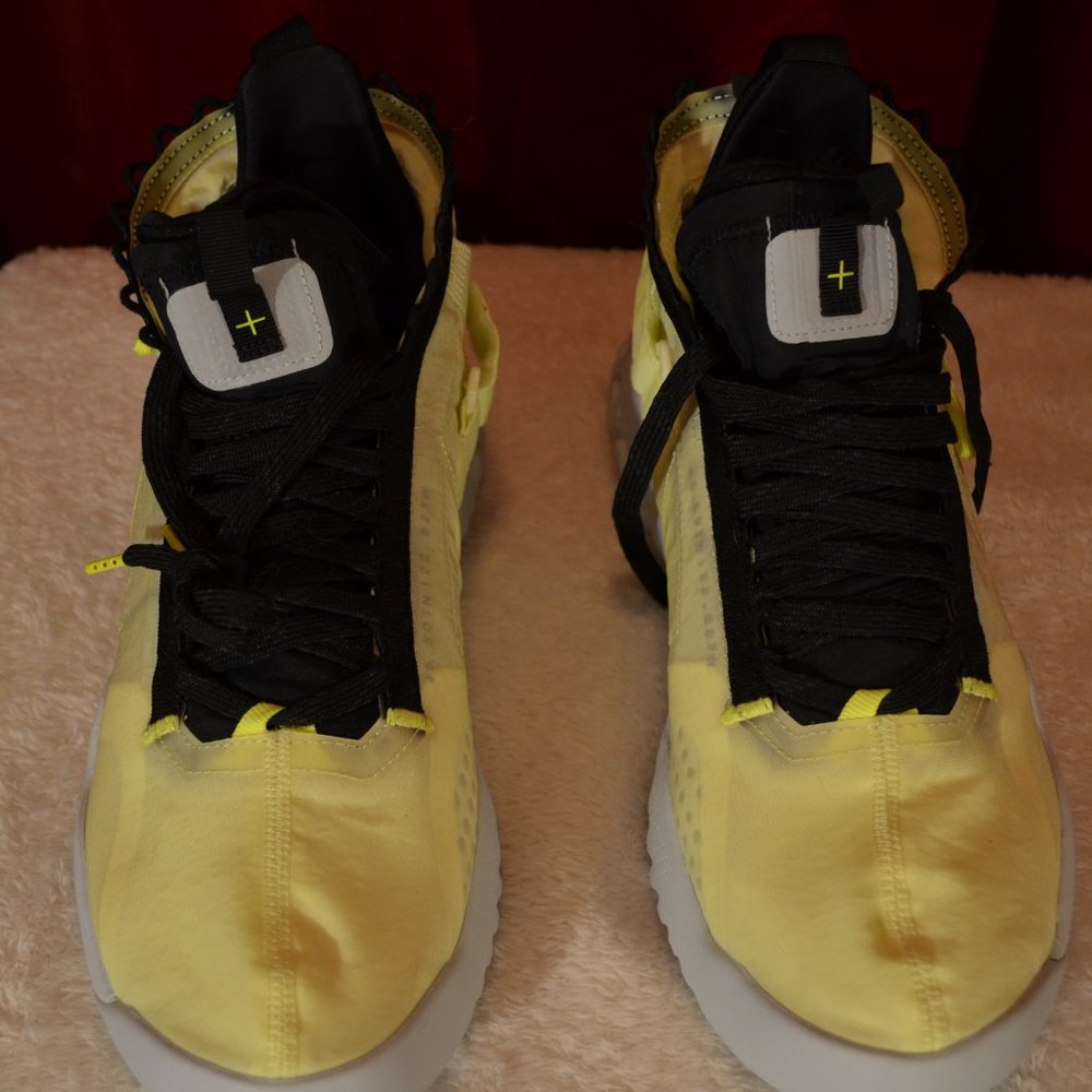 Nike Jordan Proto React Barely Volt - image 3